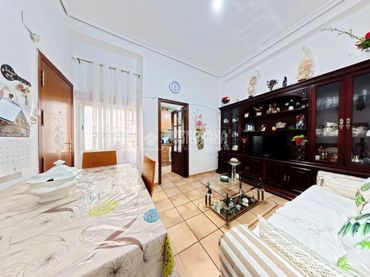 Flat with lift for sale in Poniente-Sur