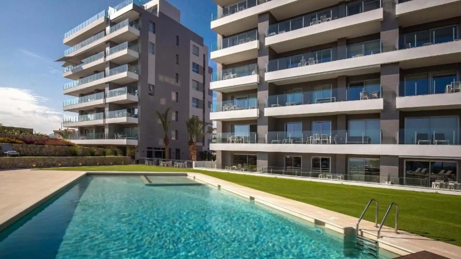 Schwimmbecken von Dachboden zum Verkauf in Villajoyosa / La Vila Joiosa mit Klimaanlage, Heizung und Terrasse