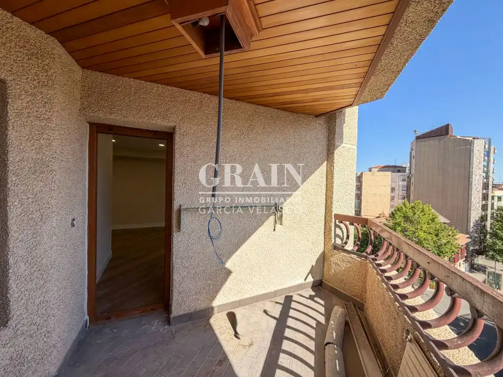 Appartamento con terrazza in vendita a Centro, imagen 5