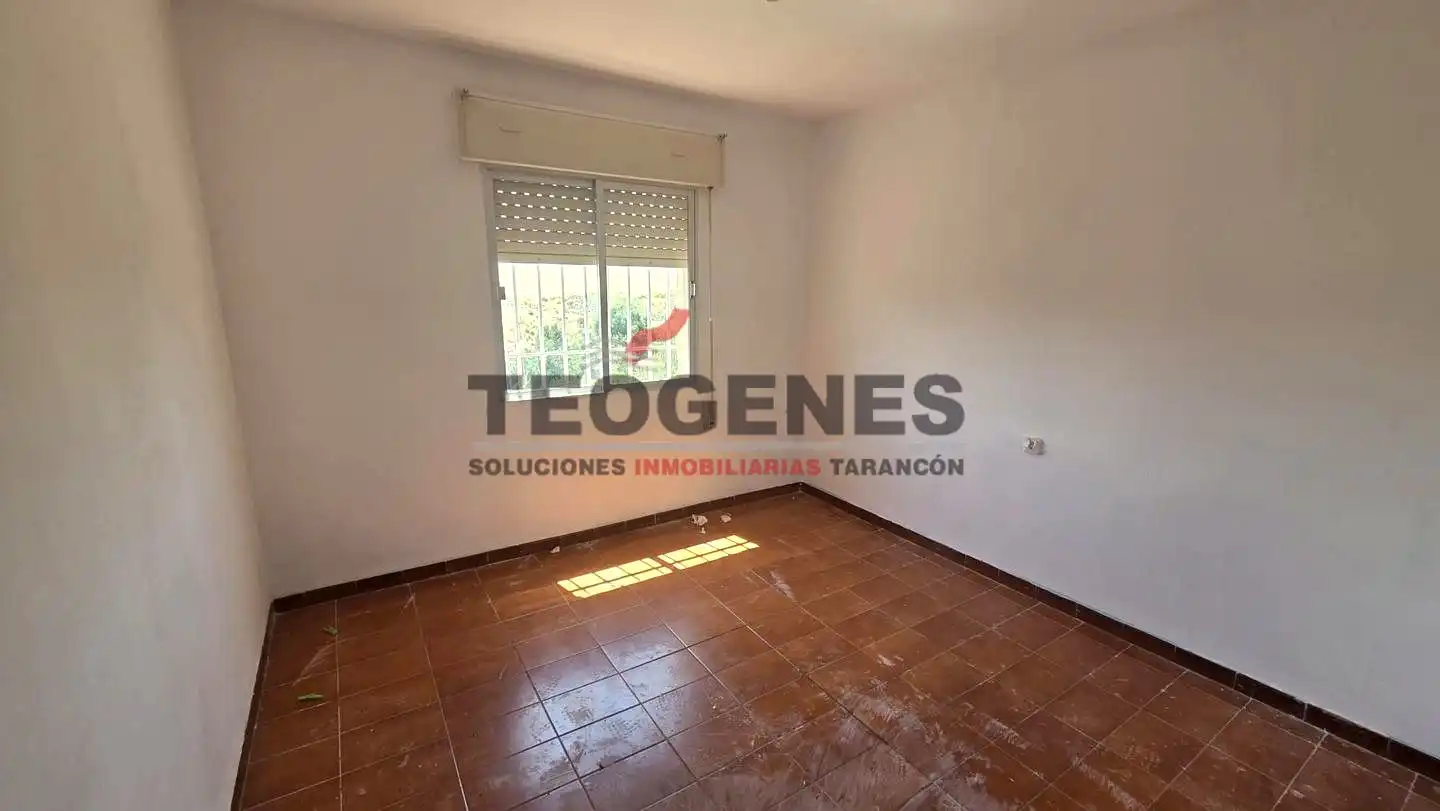 Habitación de Casa o chalet en venta en Barajas de Melo con Trastero y Piscina