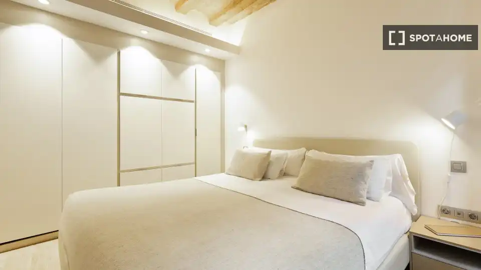 Flat with terrace to rent in Ciutat Vella, imagen 18