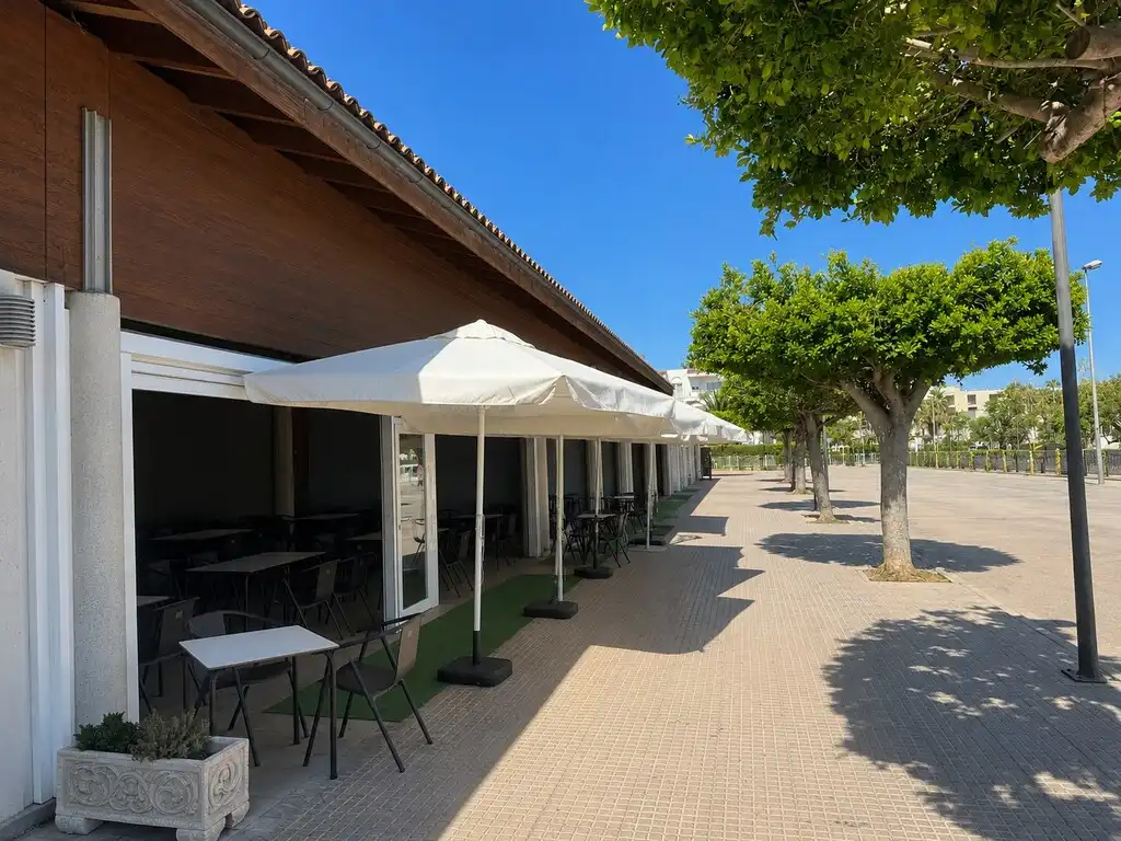 Business premises for sale in Port d'Alcúdia - Platja d'Alcúdia, imagen 2