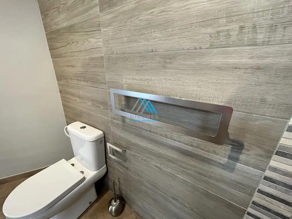 Badezimmer von Wohnung zum Verkauf in Santa Cristina d'Aro mit Heizung und Terrasse