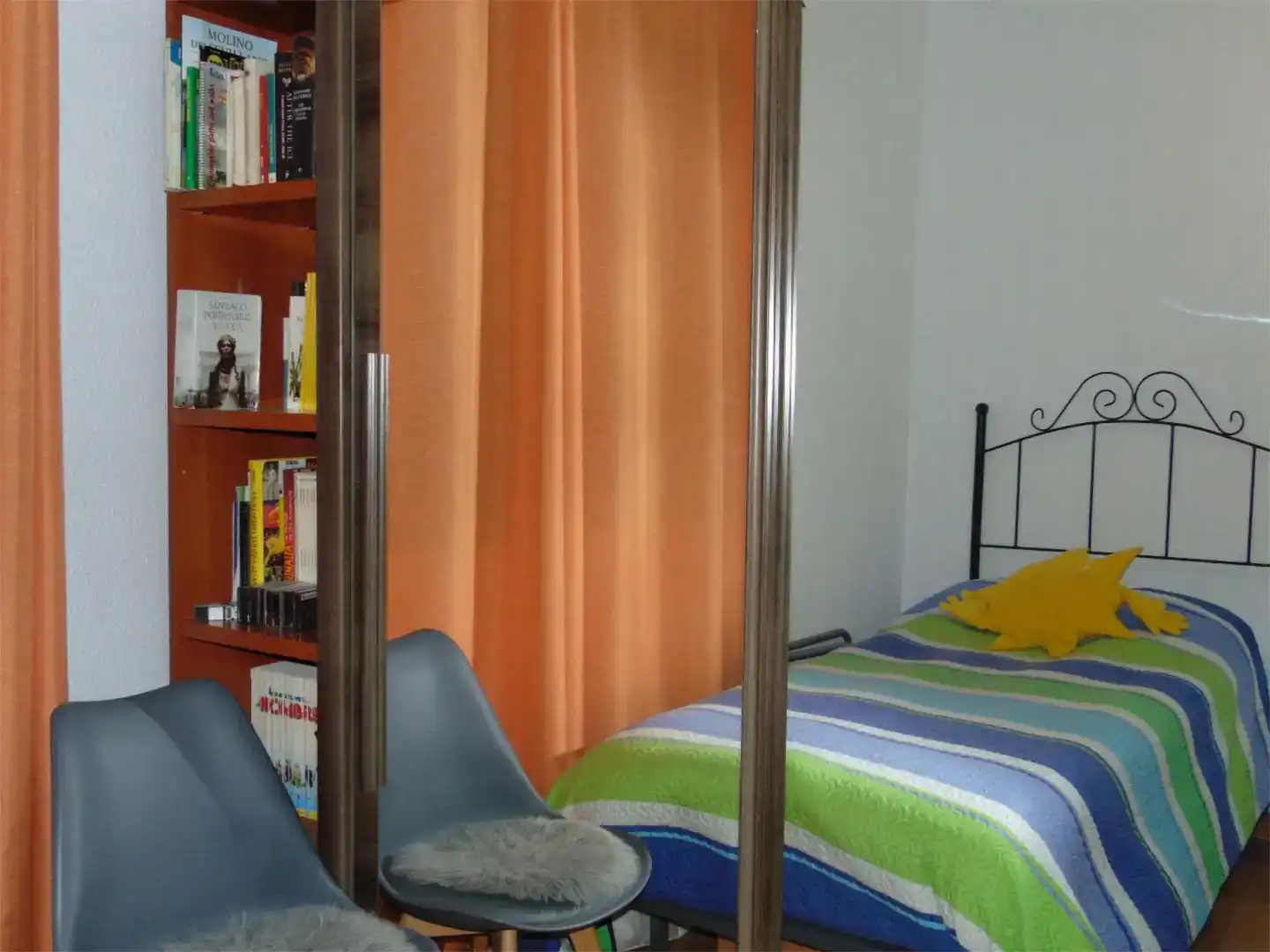 Habitación de Piso en venta en Carataunas con Piscina y Amueblado