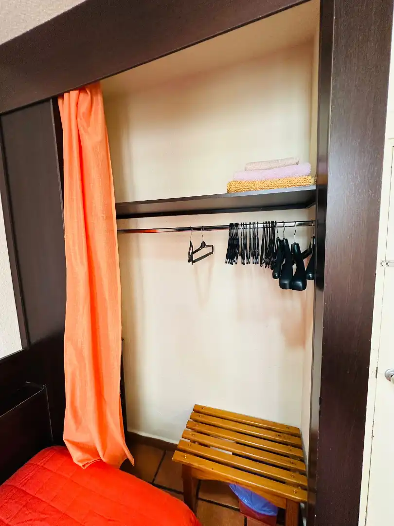 Estudio de alquiler en Calle Capuchinas, 8, Centro - Sagrario