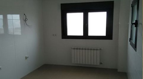 Foto 3 de Piso en venta en C/ Monet, Nalda, La Rioja