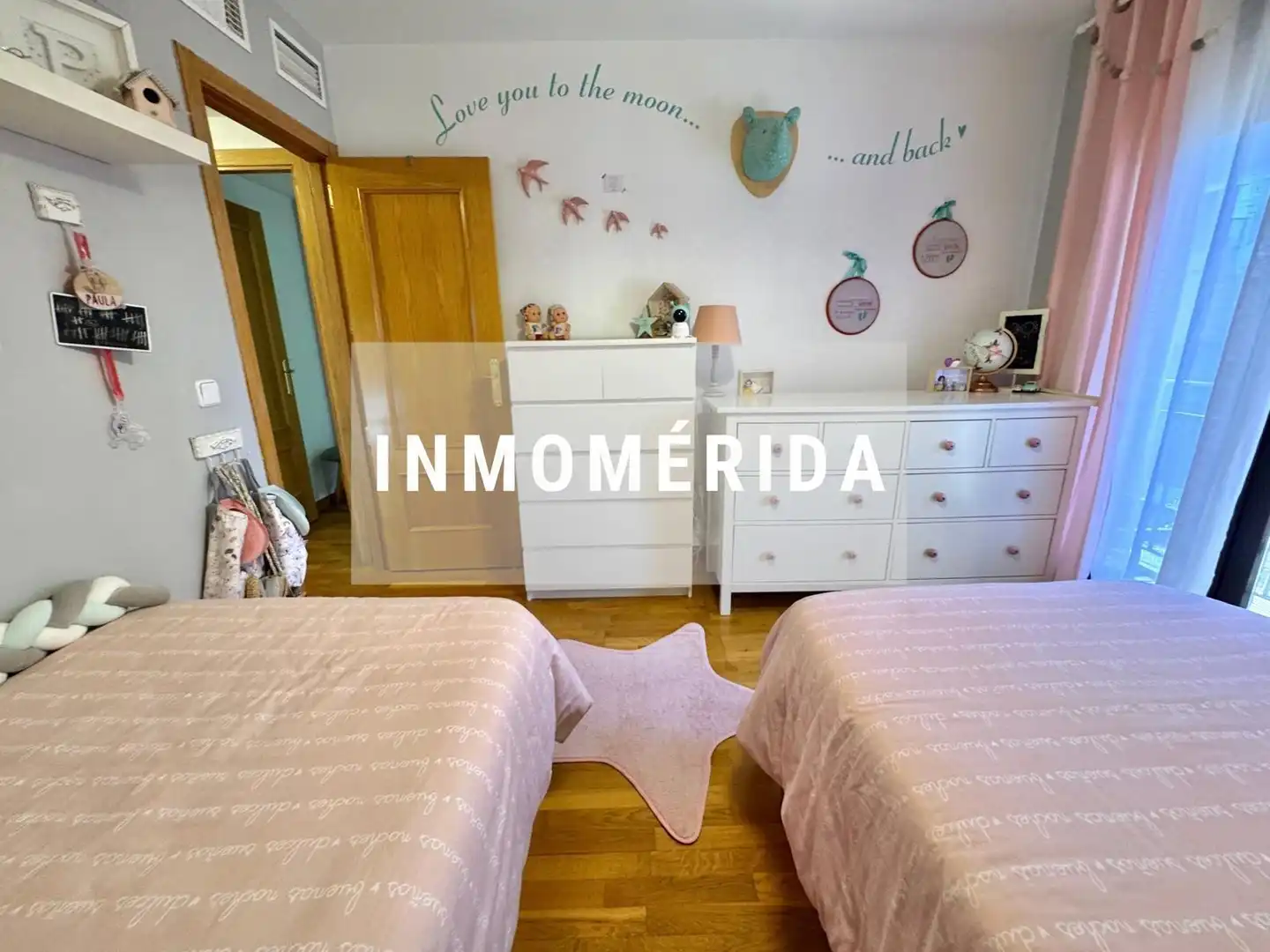 Habitación de Casa adosada en venta en Mérida con Aire acondicionado, Calefacción y Jardín privado