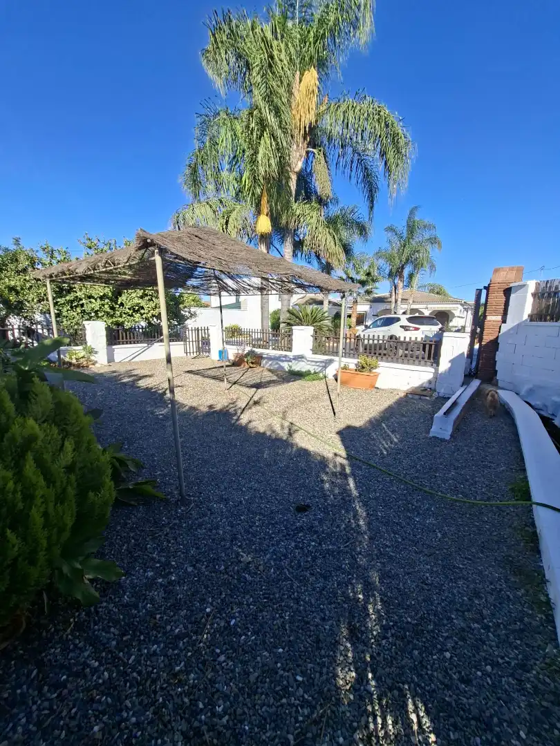 Vista exterior de Casa o chalet de alquiler en Alhaurín El Grande con Aire acondicionado, Jardín privado y Terraza