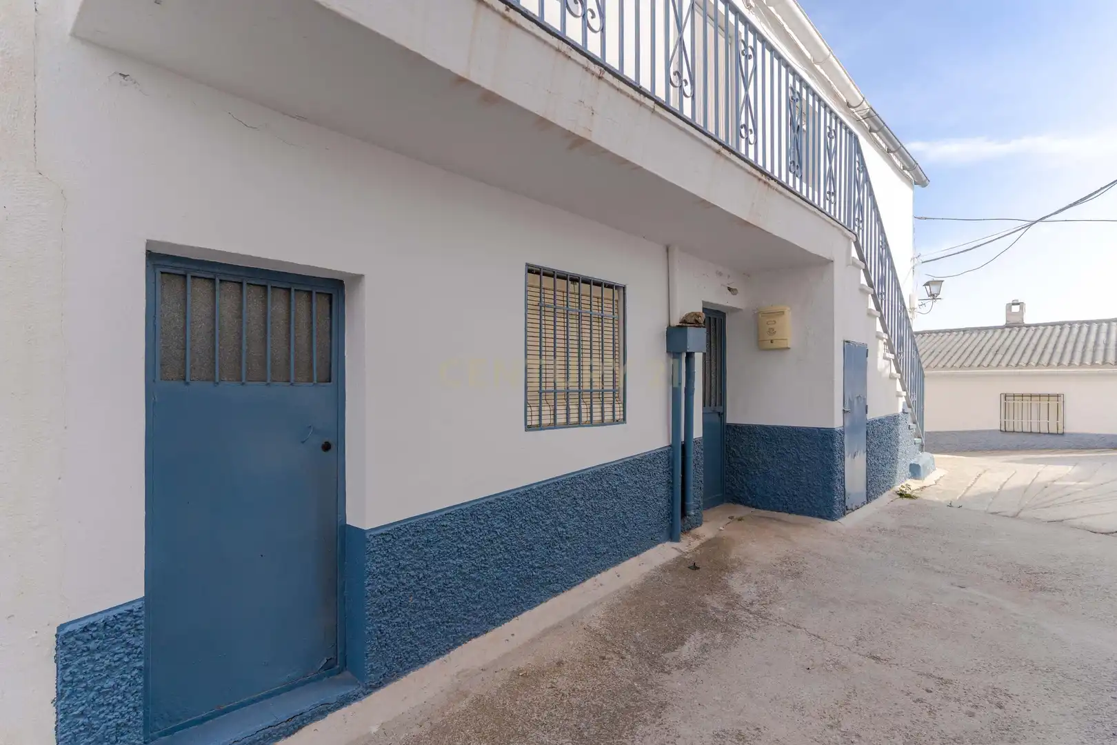 Vista exterior de Casa adosada en venta en Albuñol con Trastero, Microondas y Balcón