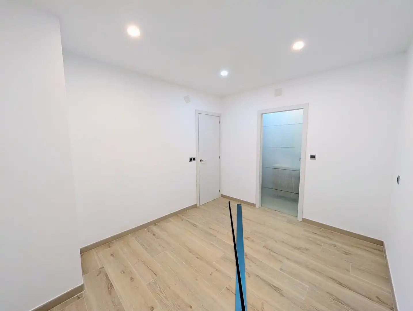 Piso en venta en Badalona con Parquet y Horno