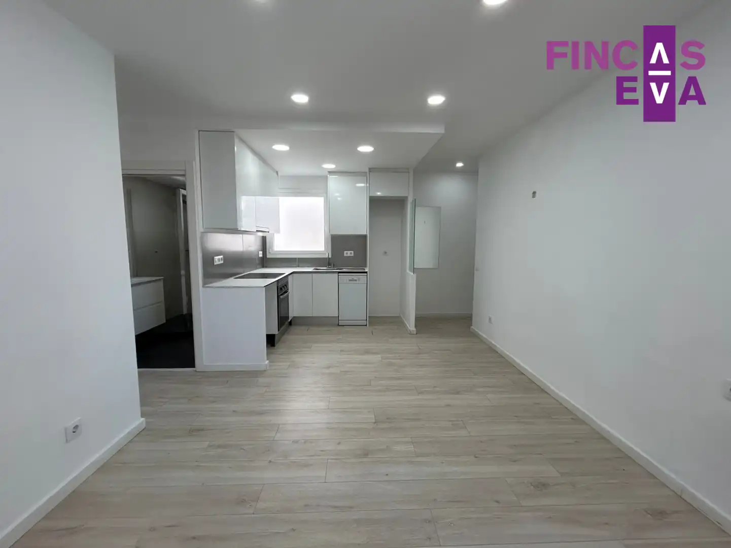 Kitchen of Flat for sale in Barcelona  with Parquet flooring