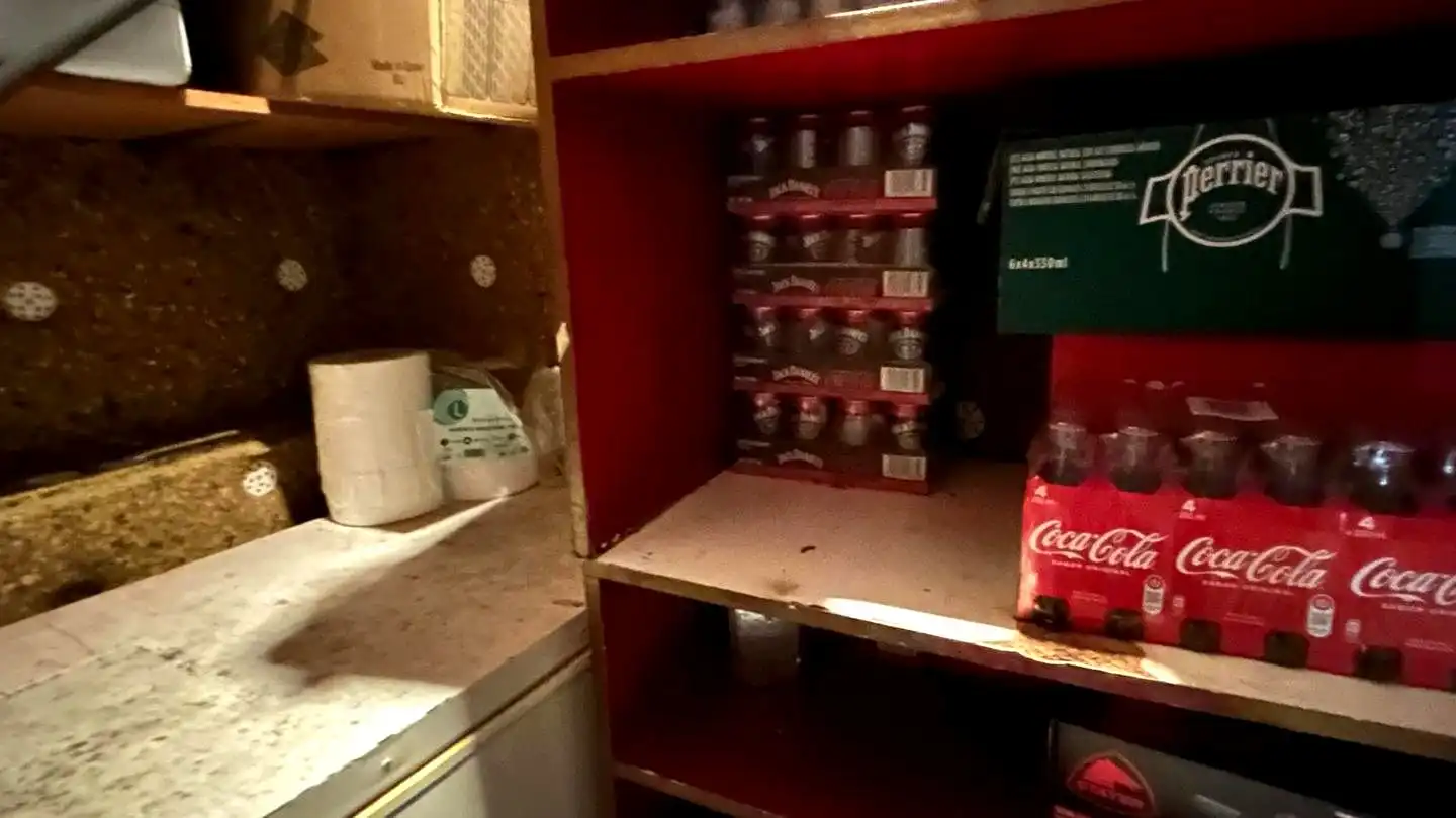 Local comercial en venta en De Cervantes, imagen 14