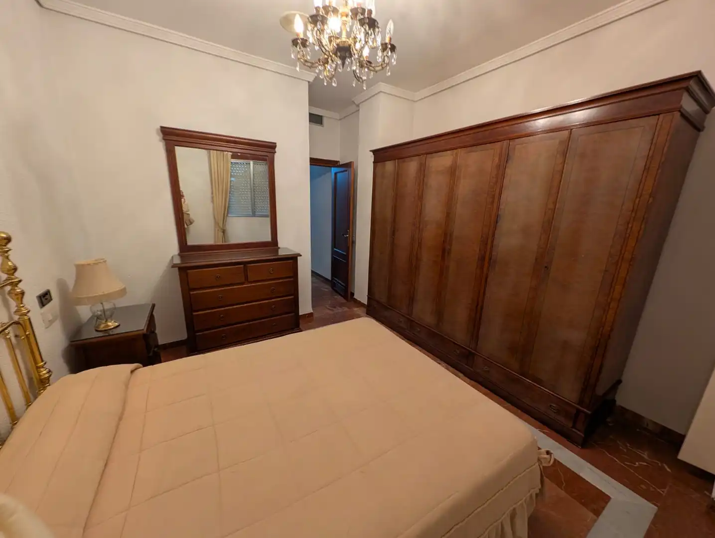 Habitación de Piso en venta en Lucena con Calefacción, Terraza y Trastero
