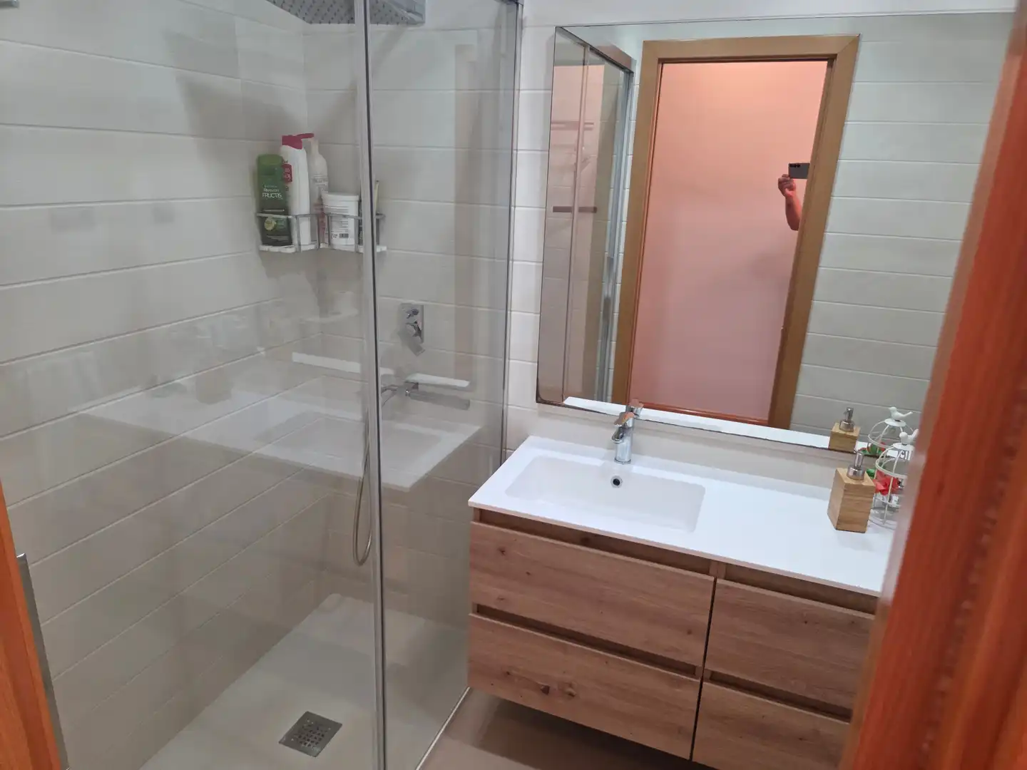 Badezimmer von Wohnung zur Miete in Málaga mit Klimaanlage, Parkett und Möbliert