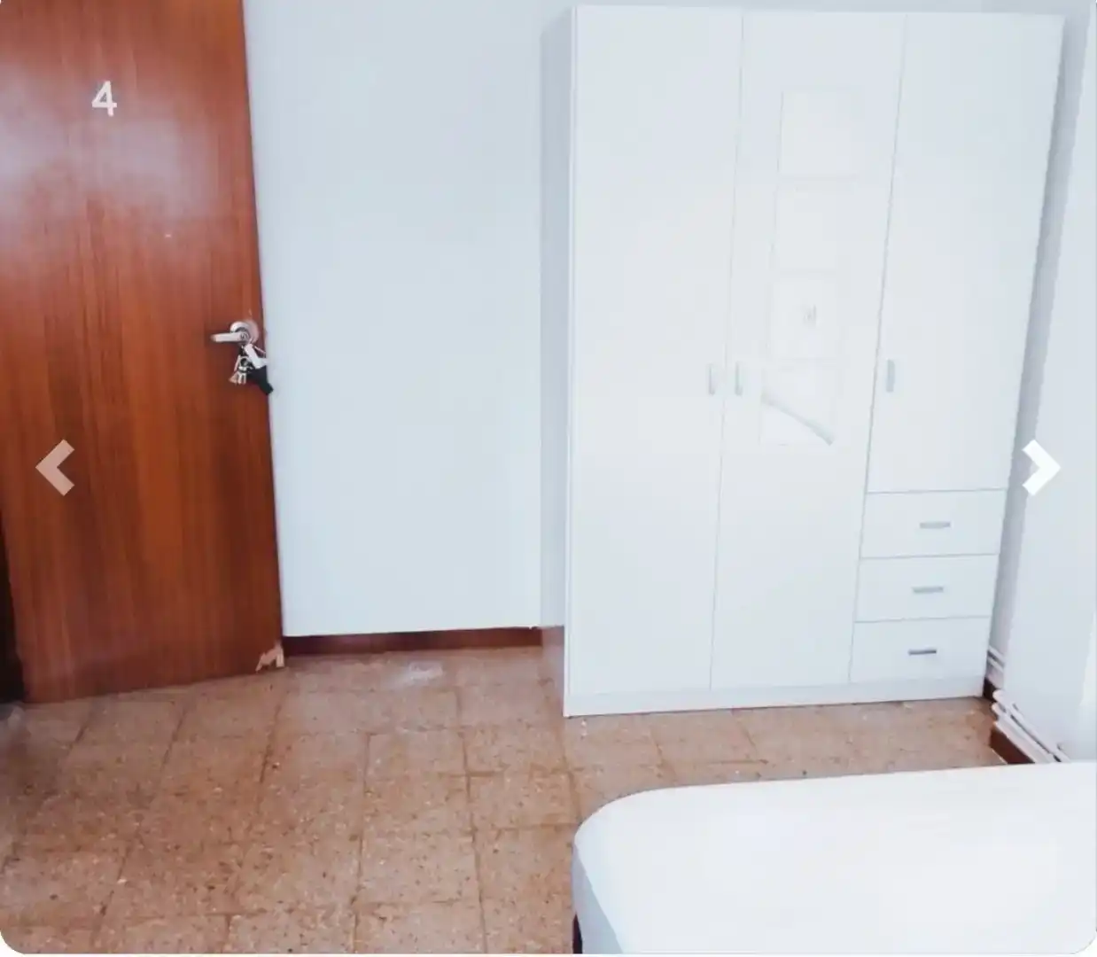 Habitación de Piso para compartir en Tarragona con Amueblado, Lavadora y Microondas