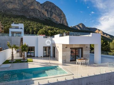 Villa con piscina in vendita a Balcón de Ponoig - Polop Paradis - Polop Hills