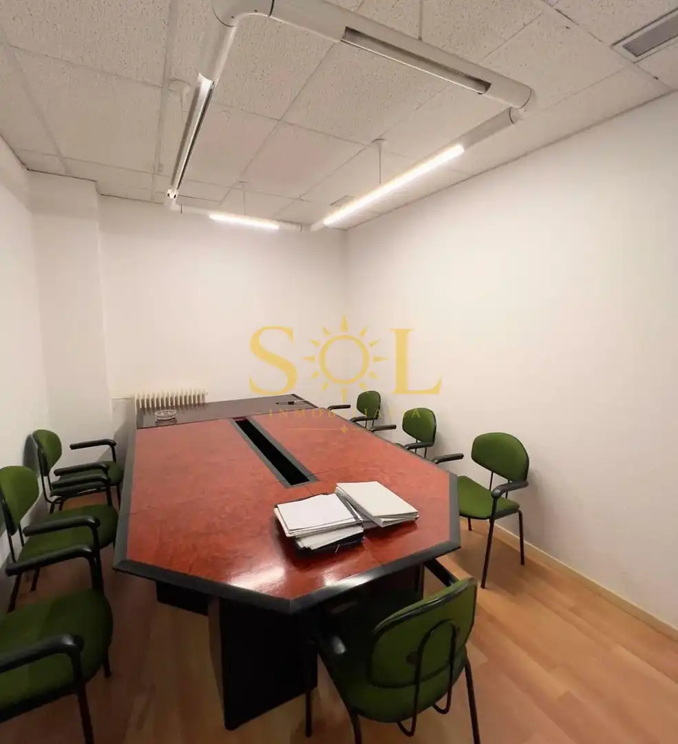 Ufficio con terrazza in vendita a Calle Covadonga 5, imagen 12