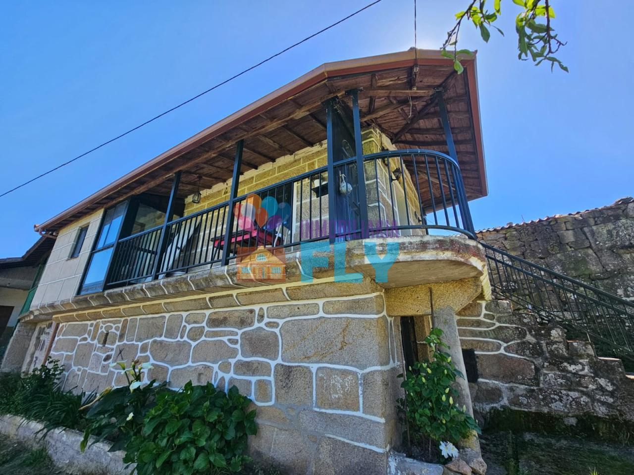 Vista exterior de Casa o xalet en venda en Ourense Capital  amb Jardí privat