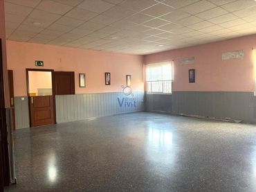 Local comercial de lloguer a Centro