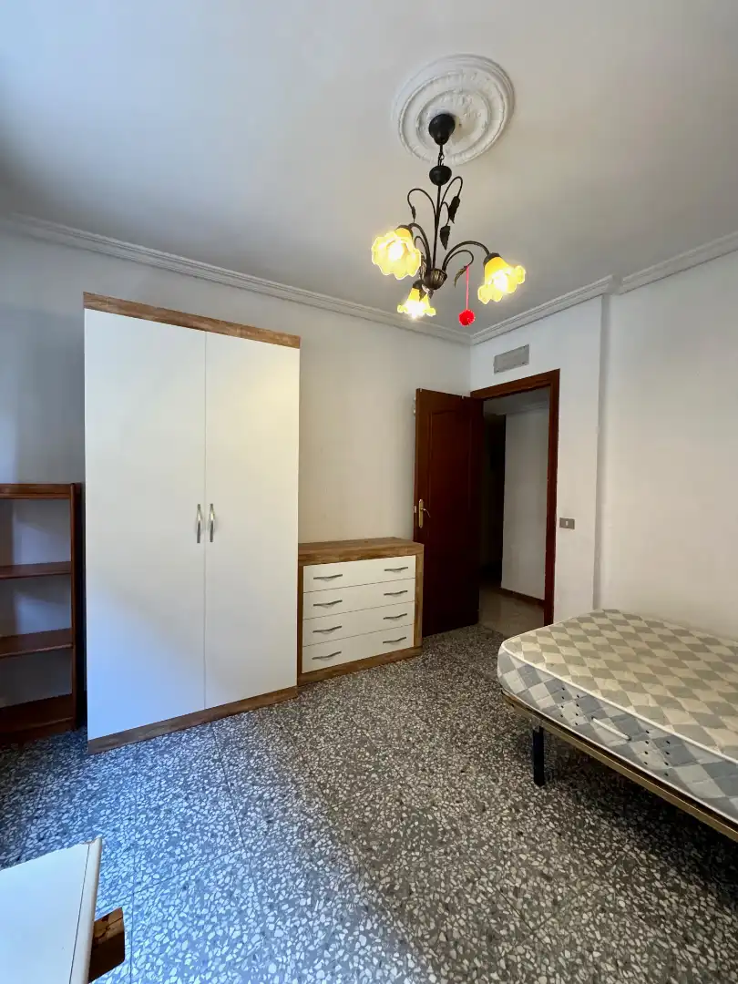 Dormitori de Pis en venda en Cáceres amb Calefacció, Terrassa i Moblat