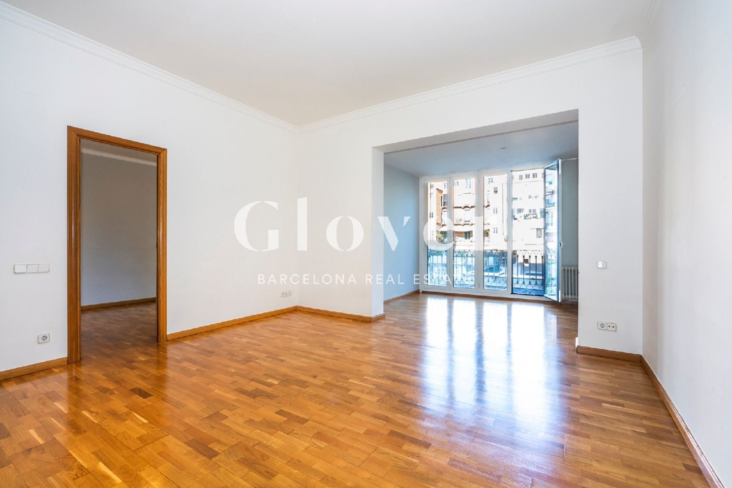 Habitación de Piso de alquiler en  Barcelona Capital con Aire acondicionado y Calefacción