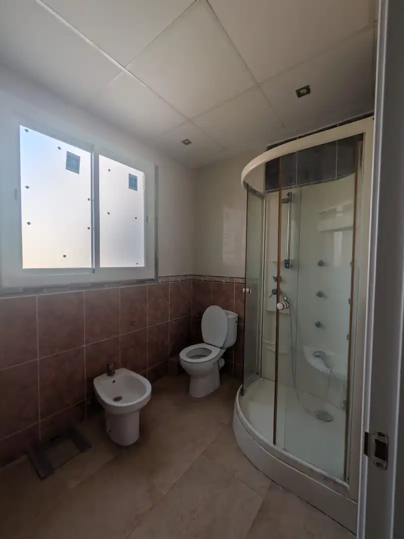 Baño de Piso en venta en Burriana / Borriana con Terraza y Amueblado