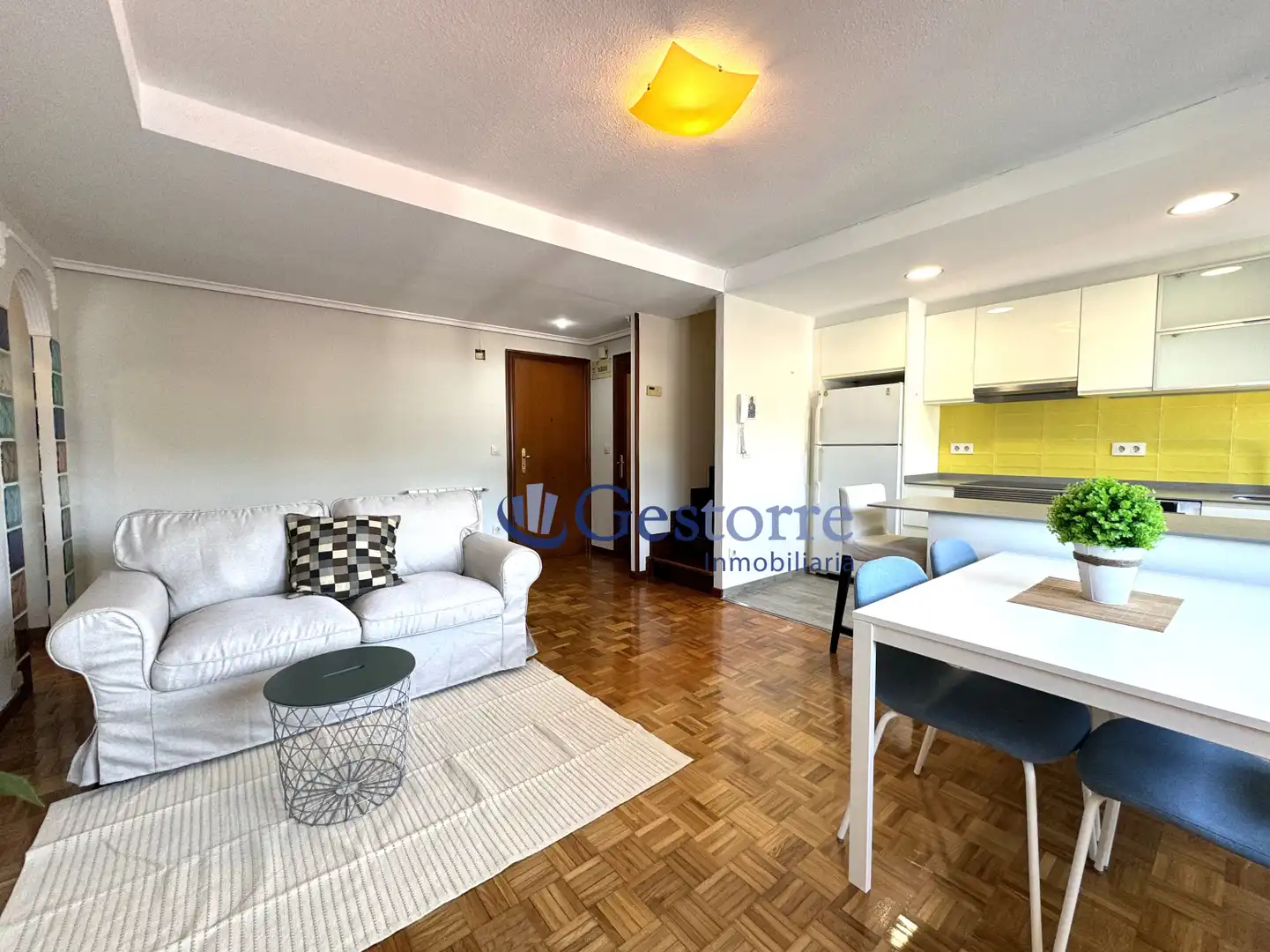 Flat for rent in Calle Martinez Cachero, Parque del Oeste