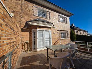 Terrace of House or chalet for sale in Pozuelo de Alarcón