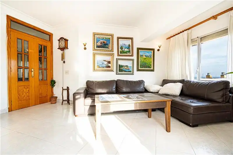 Flat with terrace for sale in Carrer de la Pursiana 45, imagen 3