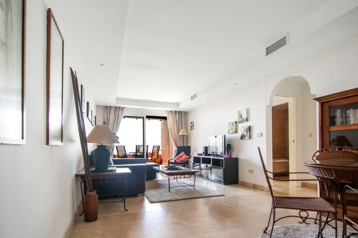 Apartment for sale in Puente Romano