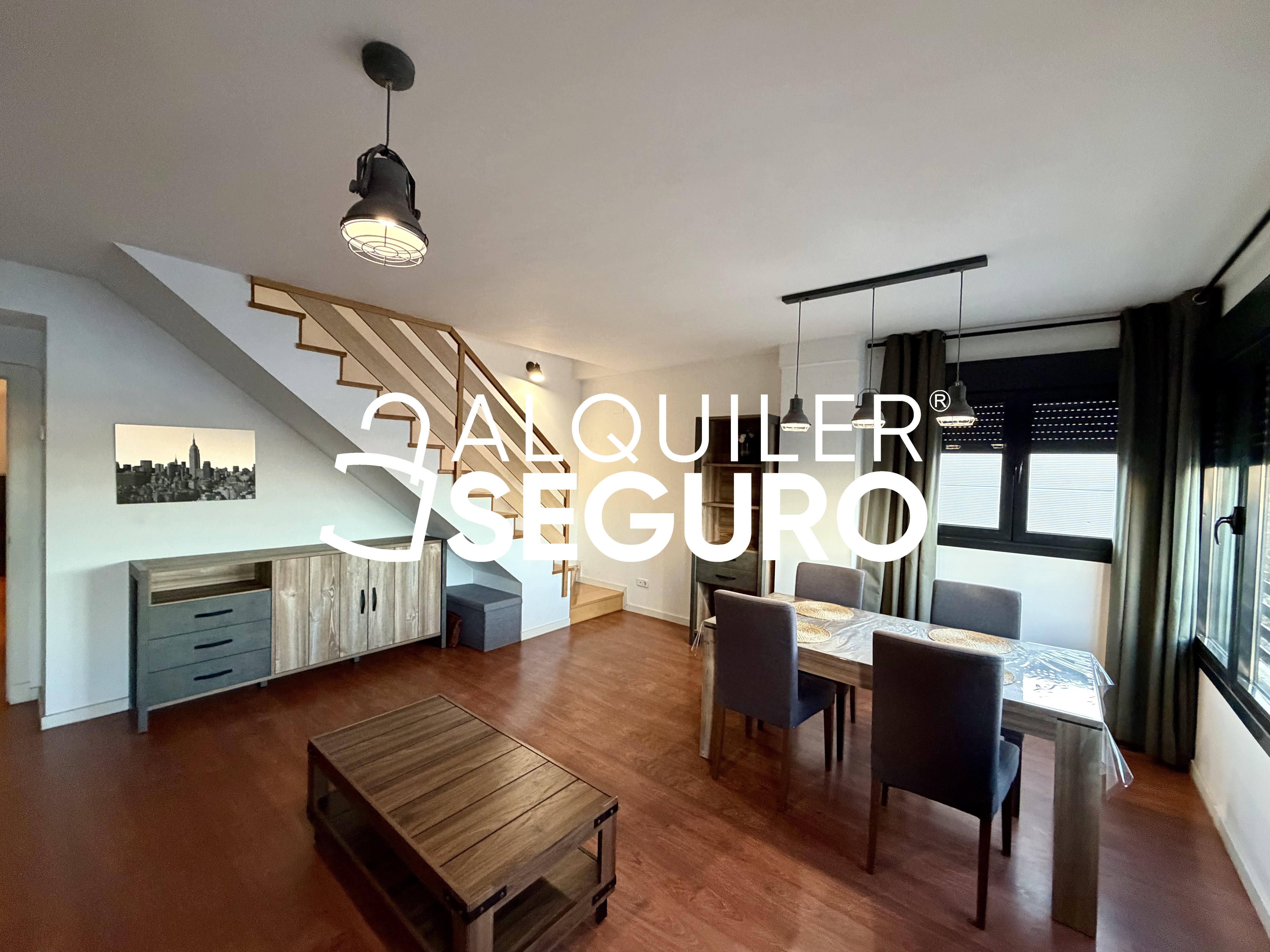 Sala d'estar de Àtic de lloguer en Pinto amb Aire condicionat, Calefacció i Terrassa