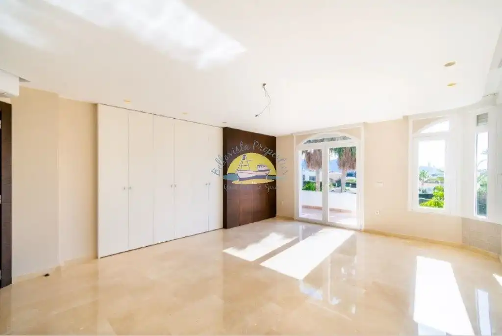 Casa o chalet en venta en L'Alfàs del Pi con Aire acondicionado, Jardín privado y Terraza
