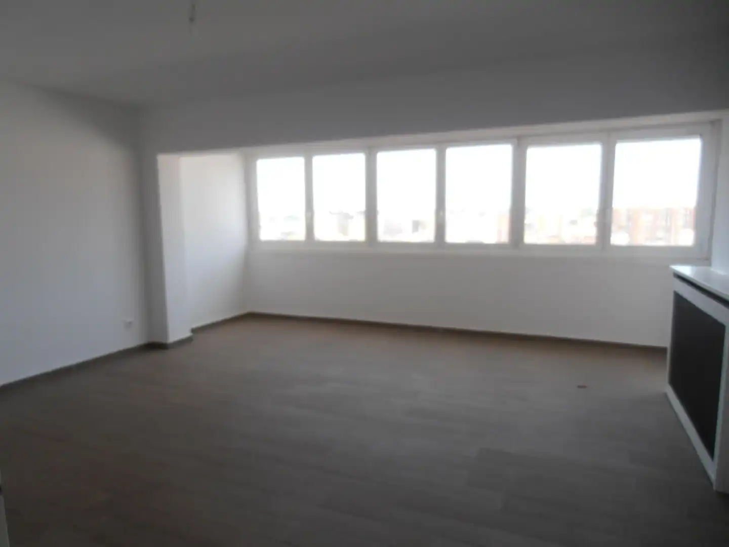 Piso en venta en Sabadell con Calefacción, Terraza y Balcón