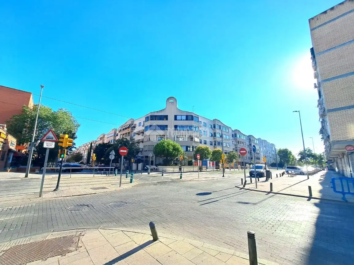 Vista exterior de Piso en venta en Parla con Aire acondicionado, Calefacción y Internet