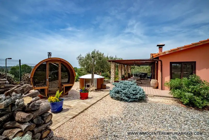 Jardín de Finca rústica en venta en Masarac i Vilarnadal con Aire acondicionado, Jardín privado y Terraza