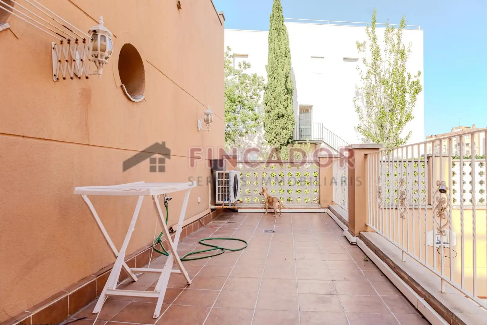 Detached homes for sale in Carrer de Gravina, Llefià