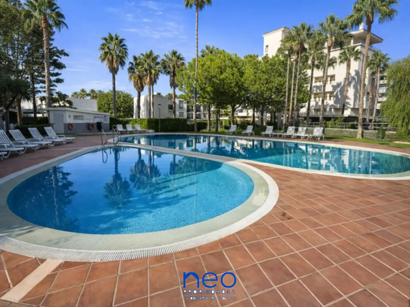 Apartment with pool for sale in Avenida de El Albir 67, imagen 11