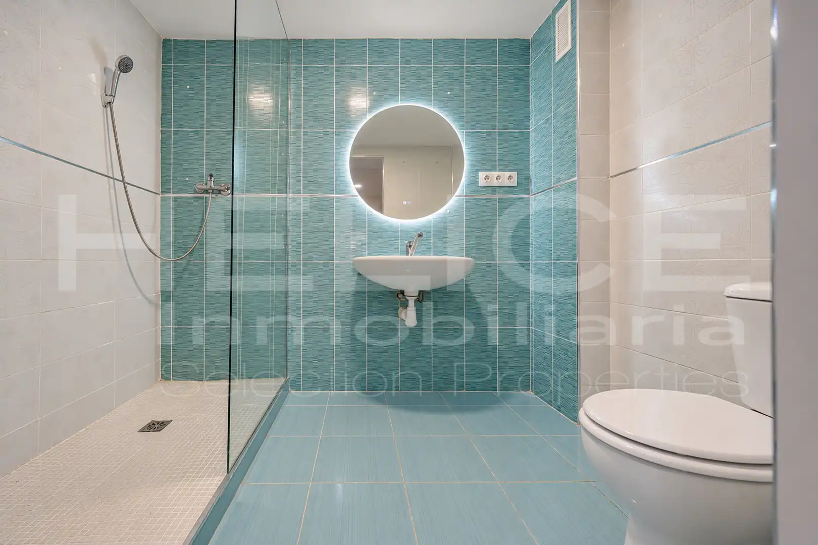 Baño de Piso en venta en Paterna con Aire acondicionado, Calefacción y Parquet