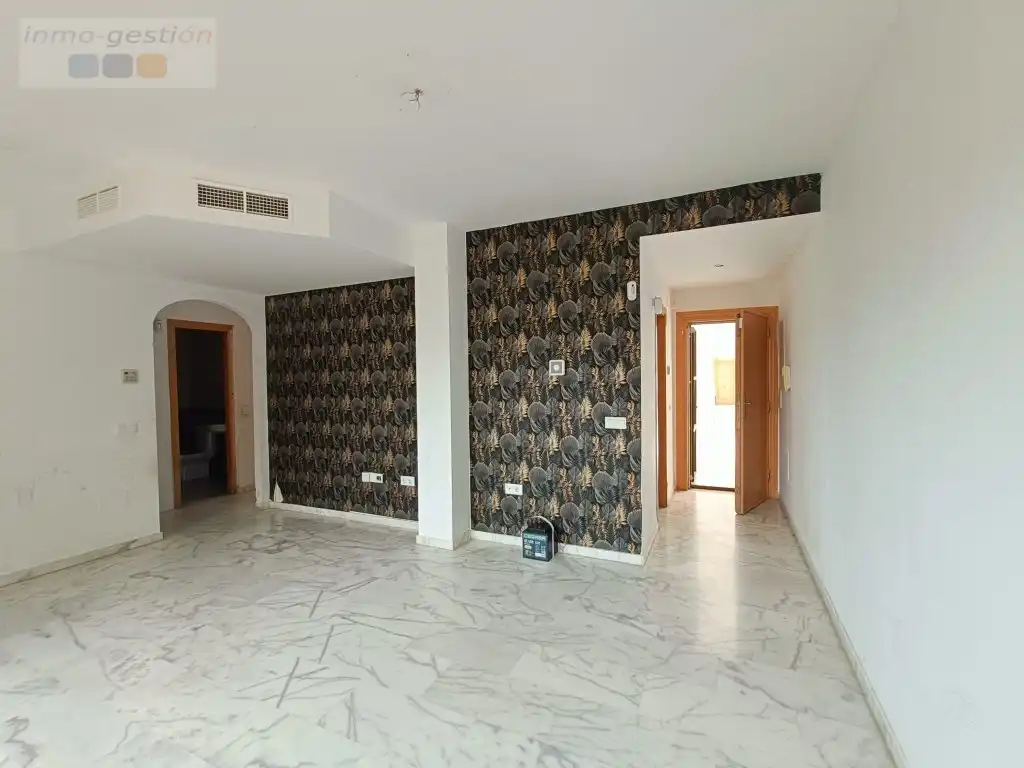 Flat for sale in Estepona