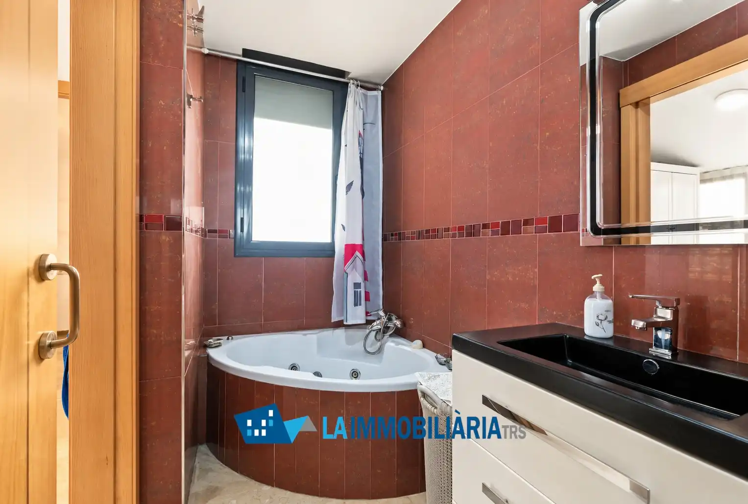 Vista exterior de Dúplex en venta en Terrassa con Aire acondicionado, Calefacción y Terraza