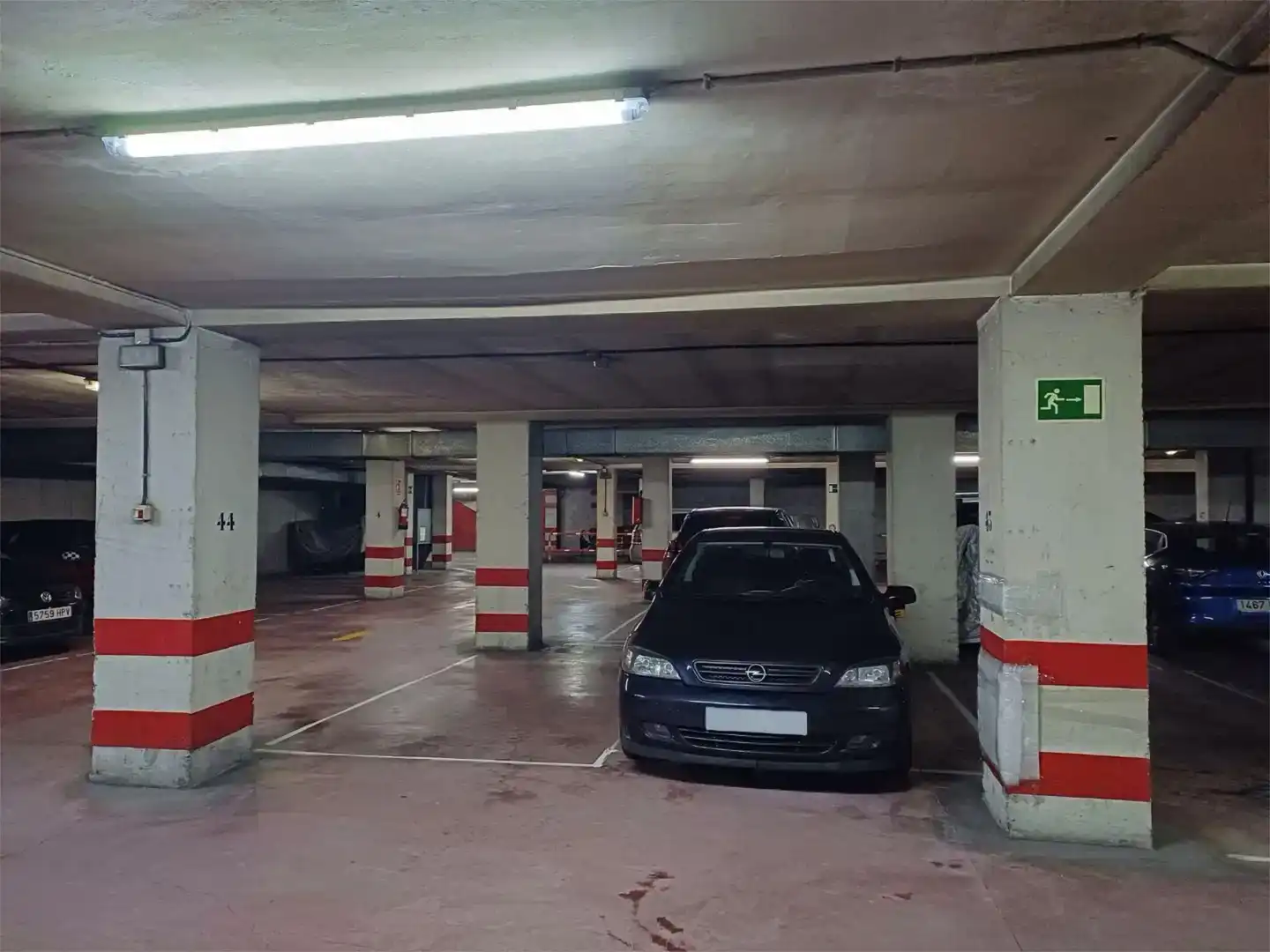 Aparcament de Garatge en venda en Avilés