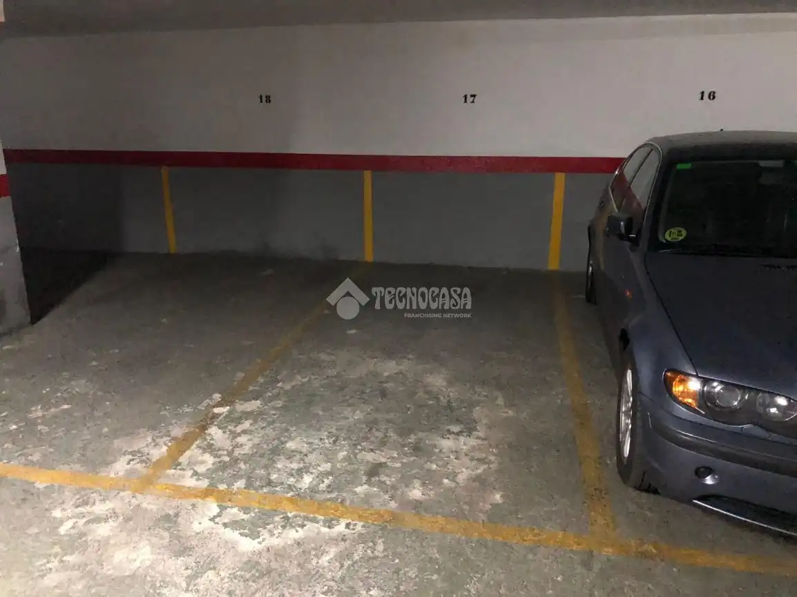 Parkplatz von Garage zur Miete in Barcelona