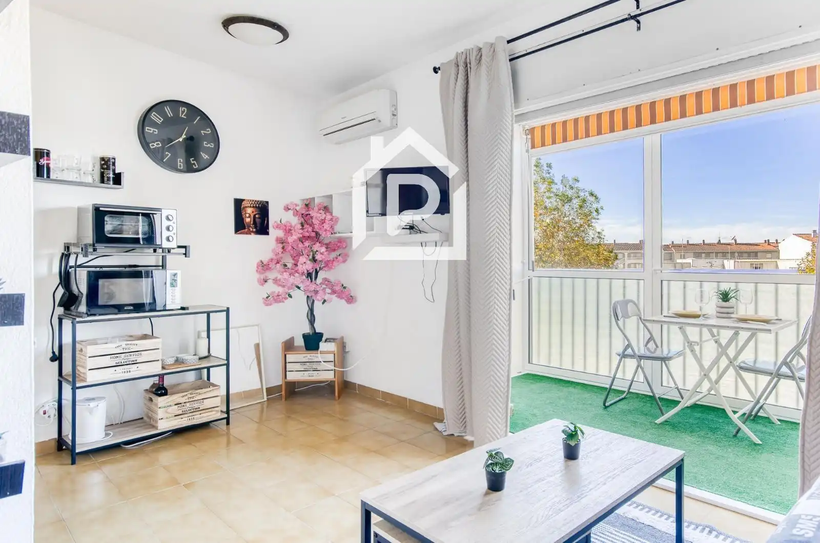 Wohnung mit Pool zum Verkauf in Flamicell