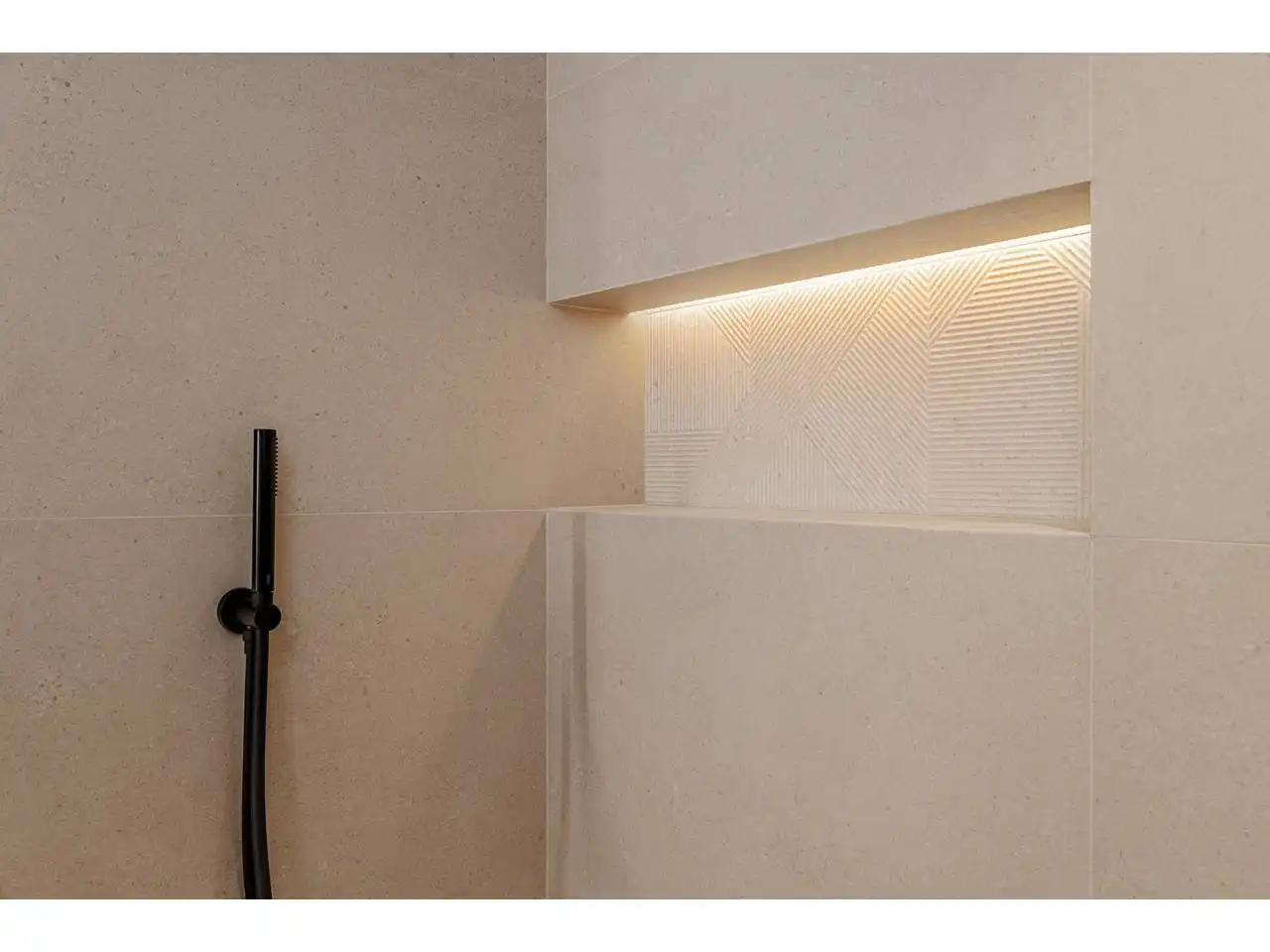 Baño de Piso en venta en Valencia con Aire acondicionado, Parquet y Alarma