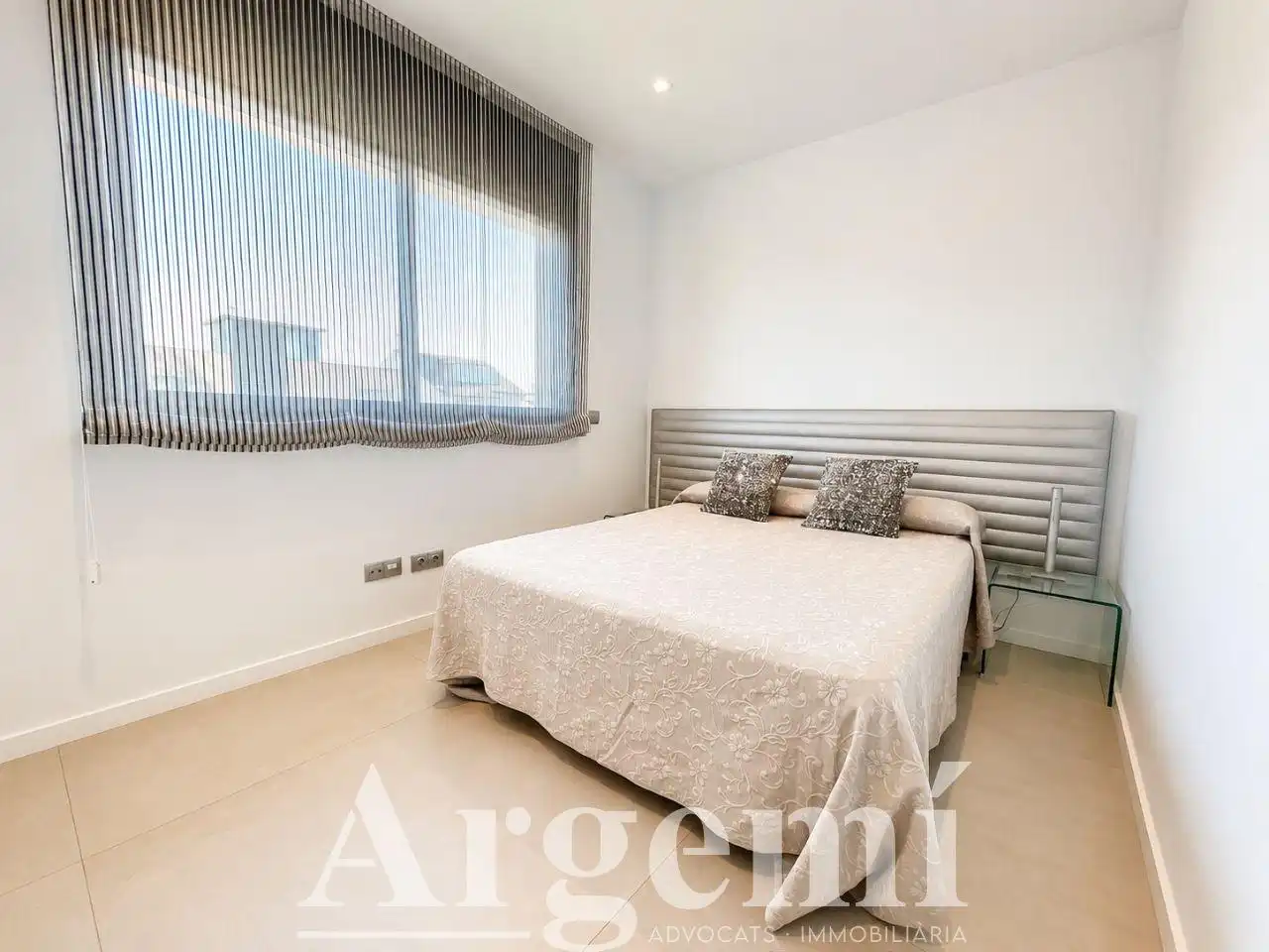 Habitación de Casa o chalet en venta en Palau-solità i Plegamans con Aire acondicionado, Calefacción y Jardín privado