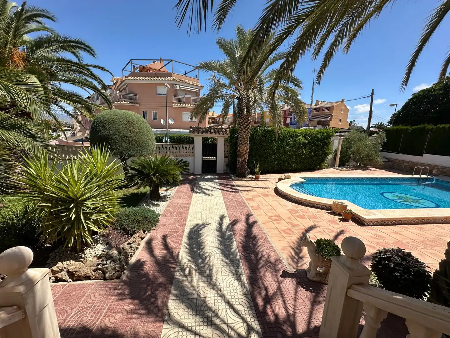 Vista exterior de Casa o chalet en venta en Mutxamel con Aire acondicionado, Calefacción y Jardín privado