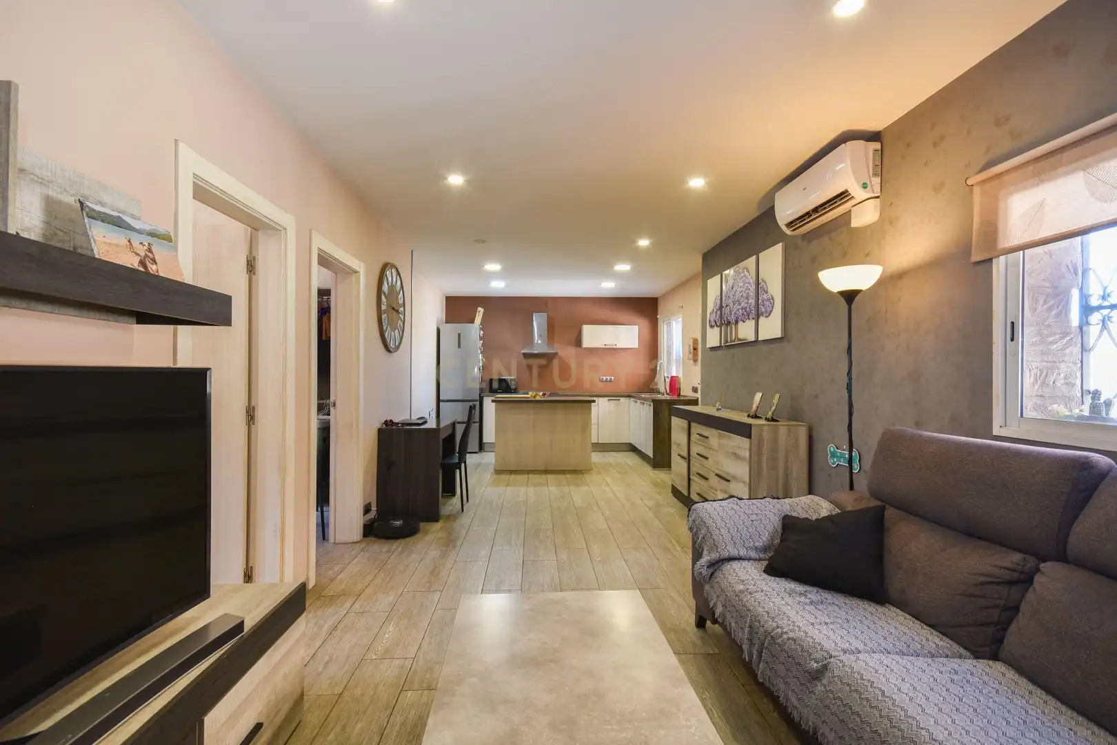 Houses for sale in Sant Vicenç Dels Horts  with Air Conditioner, Private garden and Storage room