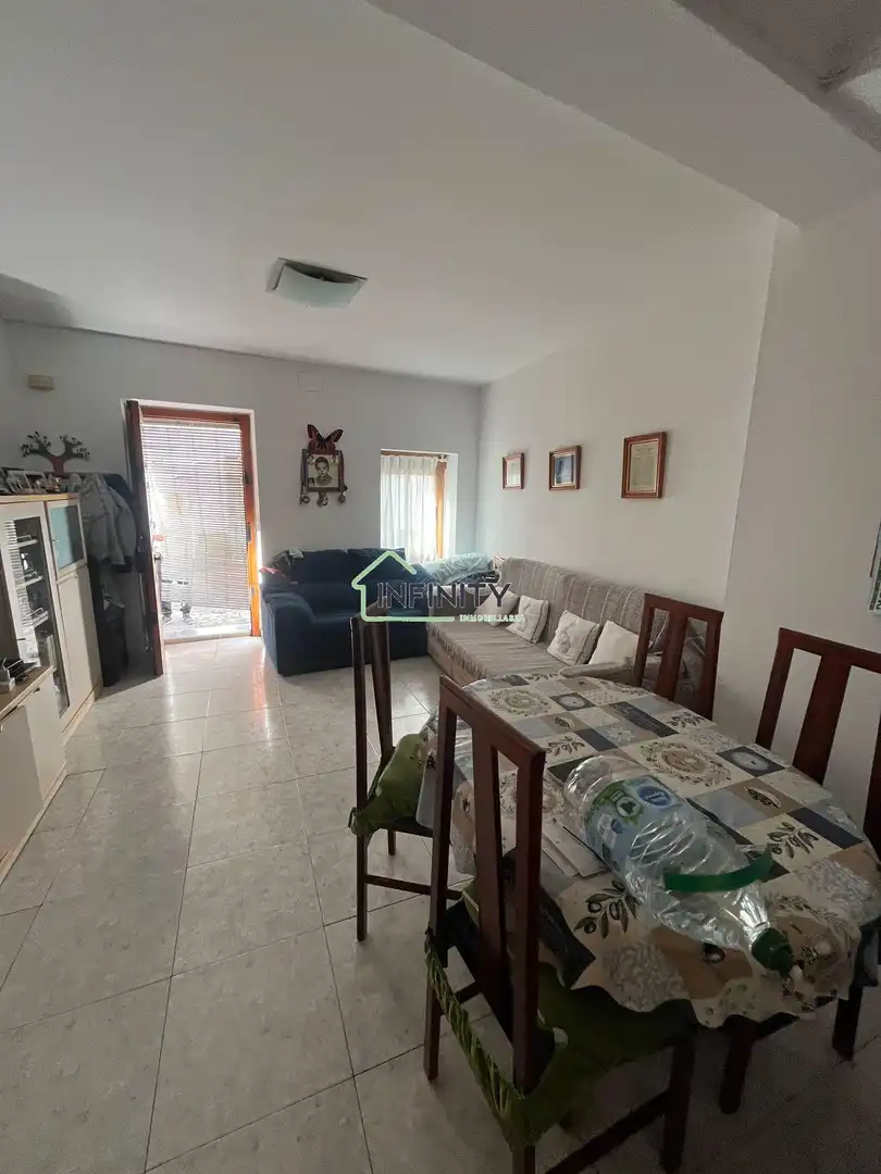 Sala d'estar de Casa o xalet de lloguer en Oliva amb Calefacció i Moblat