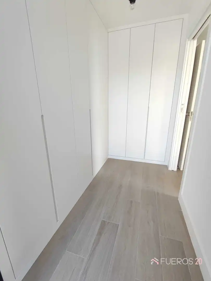 Habitación de Casa adosada en venta en Zierbena con Calefacción, Jardín privado y Terraza