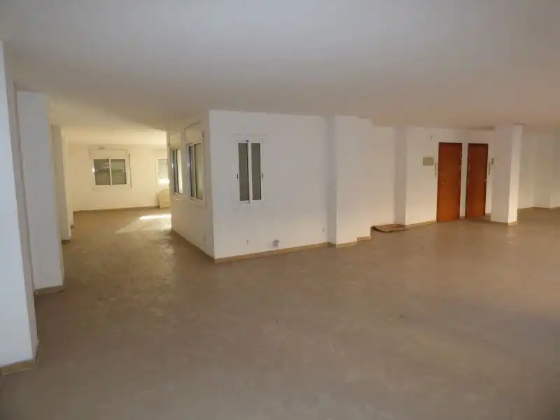 Oficina de alquiler en Manresa con Terraza